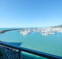 Penthouse at Peninsula - Schoolies Week Accommodation