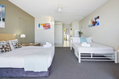 Ocean Views 9A - Schoolies Week Accommodation 1