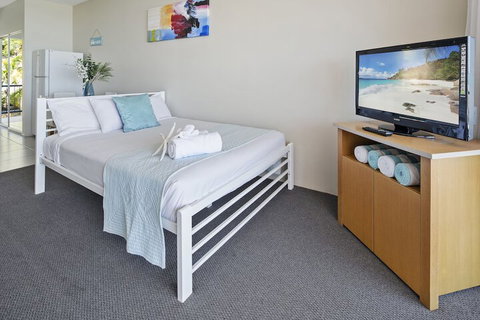 Ocean Views 9A - Schoolies Week Accommodation 2