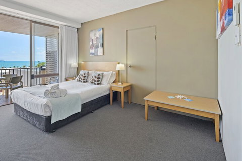 Ocean Views 9A - Schoolies Week Accommodation 3