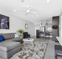 Direct Hotels - North Shore Kawana - Schoolies Week Accommodation