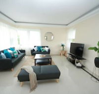 Baulkham Hills Beauty - Schoolies Week Accommodation