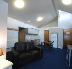 Alpine Heights 1 Bedroom Penthouse MHA - Schoolies Week Accommodation