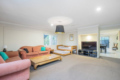 Anaheim Park Oasis - Schoolies Week Accommodation 4