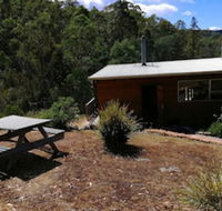 Minnow cabins - Schoolies Week Accommodation