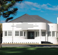 Deco Beach Luxury Apartments - Schoolies Week Accommodation