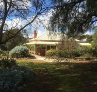 Thalia Getaway Villa - Schoolies Week Accommodation