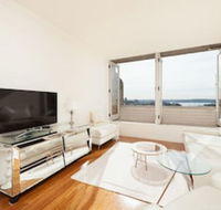 Stunning Sydney Harbour Views - Schoolies Week Accommodation