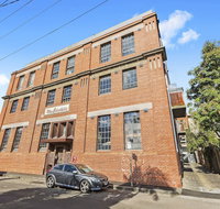 BOUTIQUE STAYS - Loft on Rose - Schoolies Week Accommodation
