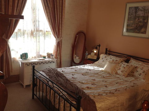 Stony Rise Cottage B&B - Schoolies Week Accommodation 6