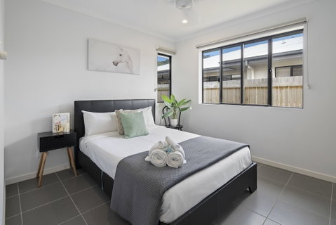 Whitsunday Family Escape - Schoolies Week Accommodation 1