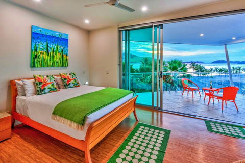 Pavillions Penthouse 25 Hamilton Island - Schoolies Week Accommodation 7