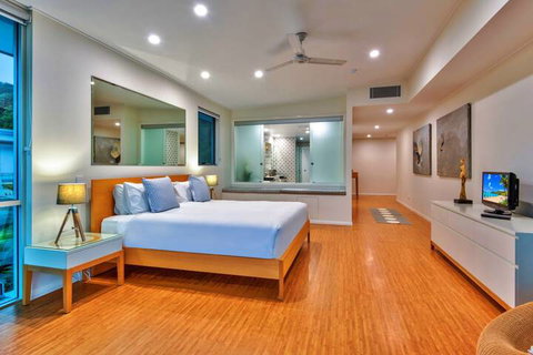 Pavillions Penthouse 25 Hamilton Island - Schoolies Week Accommodation 6