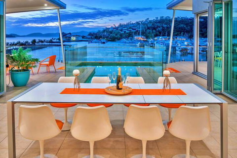 Pavillions Penthouse 25 Hamilton Island - Schoolies Week Accommodation 4