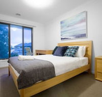 104 Sanctuary Lake Donatella Retreat - Schoolies Week Accommodation