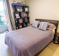 Cozy Apartment in Waverton - Schoolies Week Accommodation