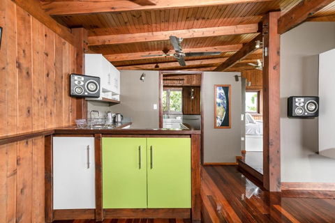 Daintree Holiday Homes La Vista - Schoolies Week Accommodation 3