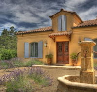 Casa Valeri - Schoolies Week Accommodation