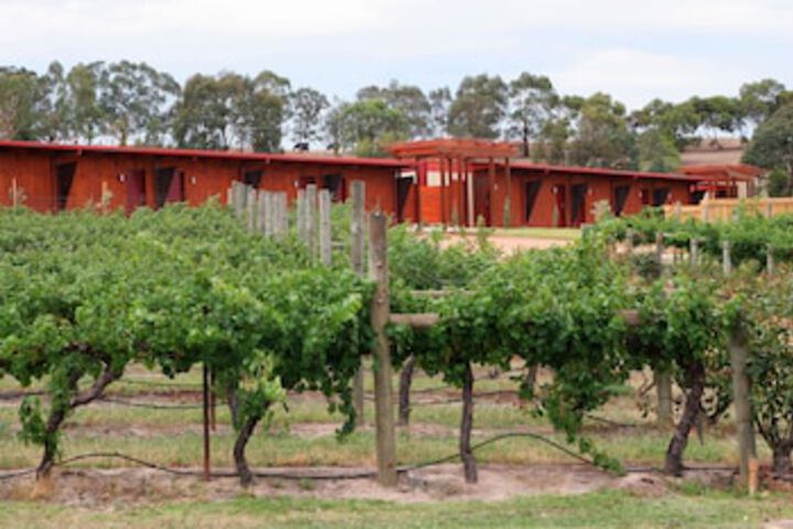  Schoolies Week Accommodation