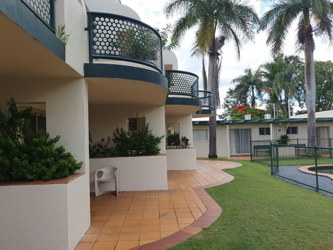 McNevin's Maryborough Motel - Schoolies Week Accommodation 1