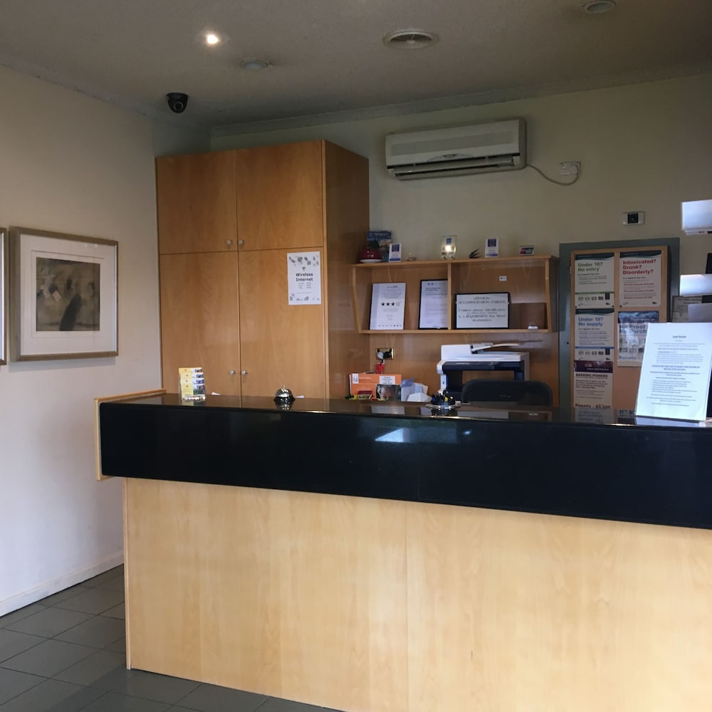  Schoolies Week Accommodation