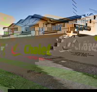 Chalet Motor Inn - Schoolies Week Accommodation