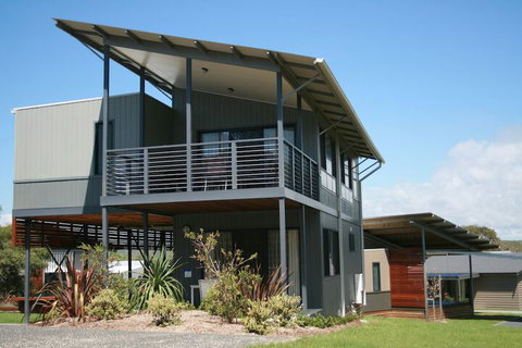 Serenity Diamond Beach - Schoolies Week Accommodation 2