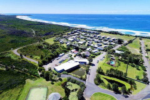 Serenity Diamond Beach - Schoolies Week Accommodation 0
