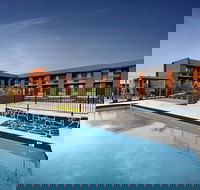 Mid City Warrnambool - Schoolies Week Accommodation