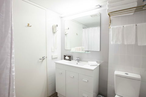 Metro Hotel Marlow Sydney Central - Schoolies Week Accommodation 6