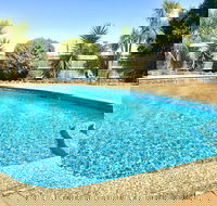 Burwood East Motel - Schoolies Week Accommodation