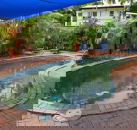 Coconut Grove Holiday Apartments - Schoolies Week Accommodation