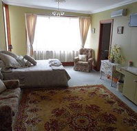 Golden Embers Apartments - Schoolies Week Accommodation