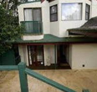 Montville Attic - Schoolies Week Accommodation