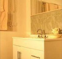 The Keepers Cottages - Schoolies Week Accommodation