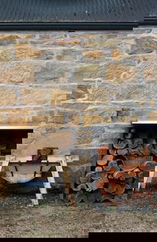 Red Feather Inn - Schoolies Week Accommodation 6