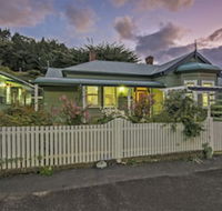 Mt Lyell Anchorage - Schoolies Week Accommodation