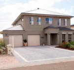 Rezare House Bed  Breakfast - Schoolies Week Accommodation