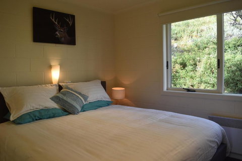 Razorback 8 - Schoolies Week Accommodation 5