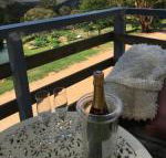 Springmead Rustic Cabin - Schoolies Week Accommodation