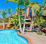 Panorama Beach House - Schoolies Week Accommodation