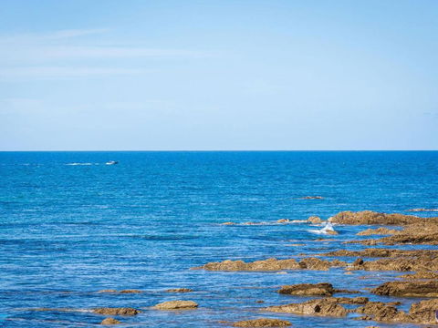 22 Dulling Street Beach House - Schoolies Week Accommodation 3