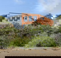 Novo Luxury Apartment - Schoolies Week Accommodation