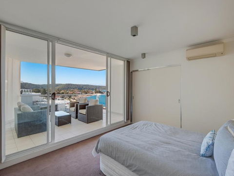 Penthouse 707 4 Bedroom Oceanview Penthouse - Schoolies Week Accommodation 3