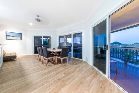 Sunset Escape - Schoolies Week Accommodation 3