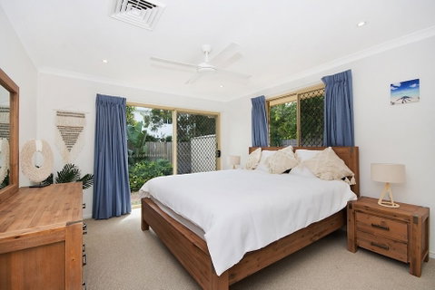 Kailani Beach House - Schoolies Week Accommodation 3