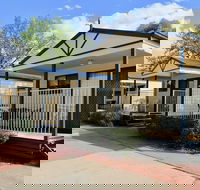 Young Tourist Park - Schoolies Week Accommodation