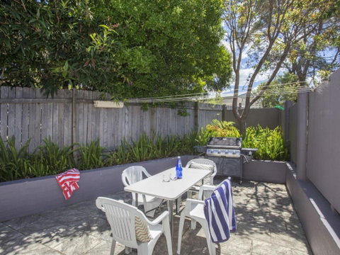 HARBOUR BREEZE ULLADULLA - Schoolies Week Accommodation 4