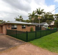 Pet Friendly Jade Gardens - Schoolies Week Accommodation