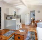 Enjoy the soothing sea breeze - Schoolies Week Accommodation